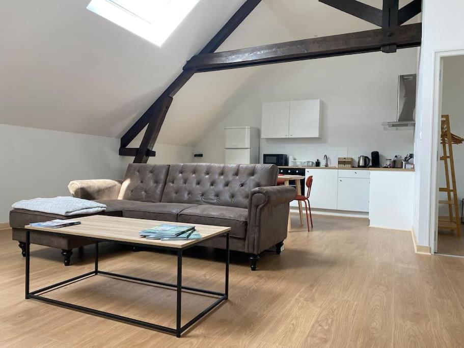 סדאן Appartement Emy Spacieux Et Lumineux מראה חיצוני תמונה
